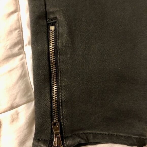 Nice skinny jeans by Zara in size 6 - Picture 4 of 5
